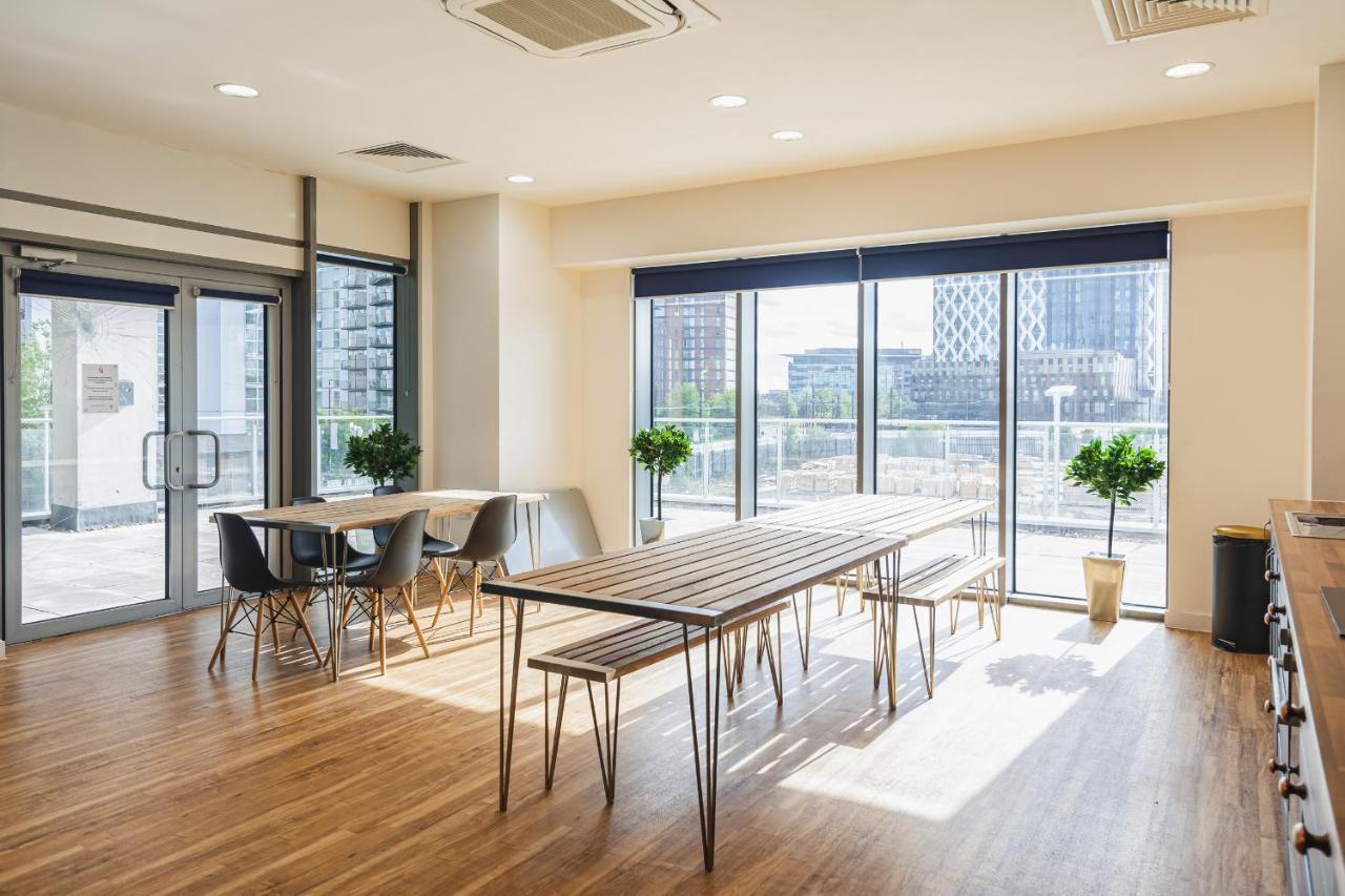 Hallsphere - Stunning Apartment Salford Quays Manchester Extérieur photo