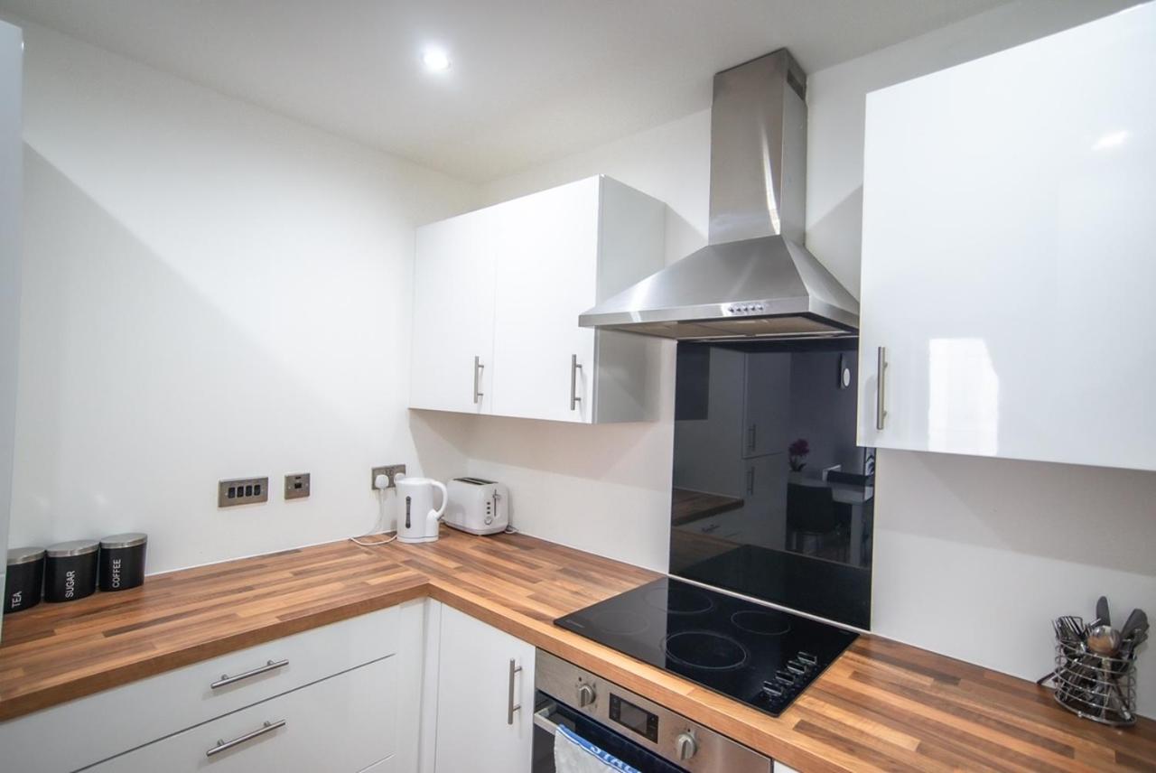 Hallsphere - Stunning Apartment Salford Quays Manchester Extérieur photo