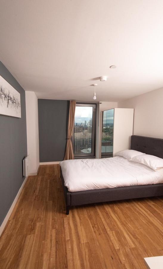 Hallsphere - Stunning Apartment Salford Quays Manchester Extérieur photo